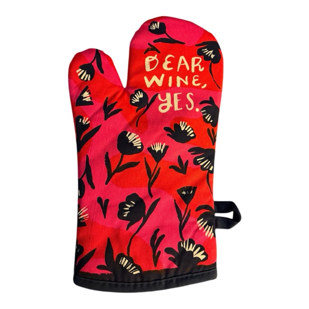 Blue Q “Dear Wine, Yes” oven mitt New With Tags